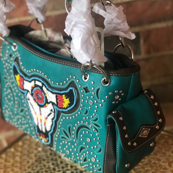 Montana West Beaded Steer Head Concealed Carry - Picture 3 of 8